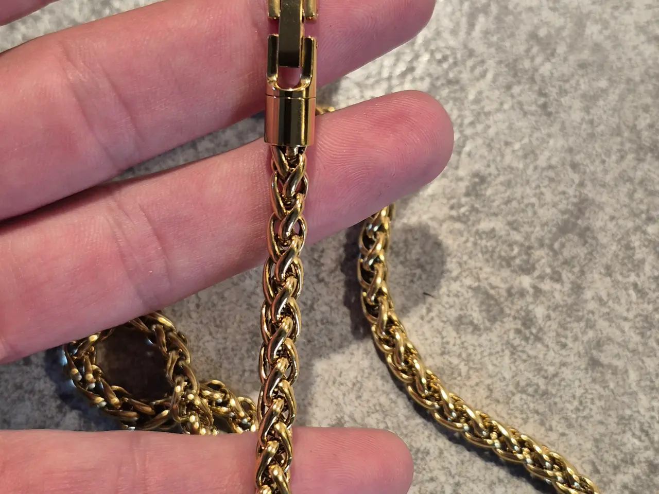 Billede 4 - Goldfilled what chaln med løve vedhæng