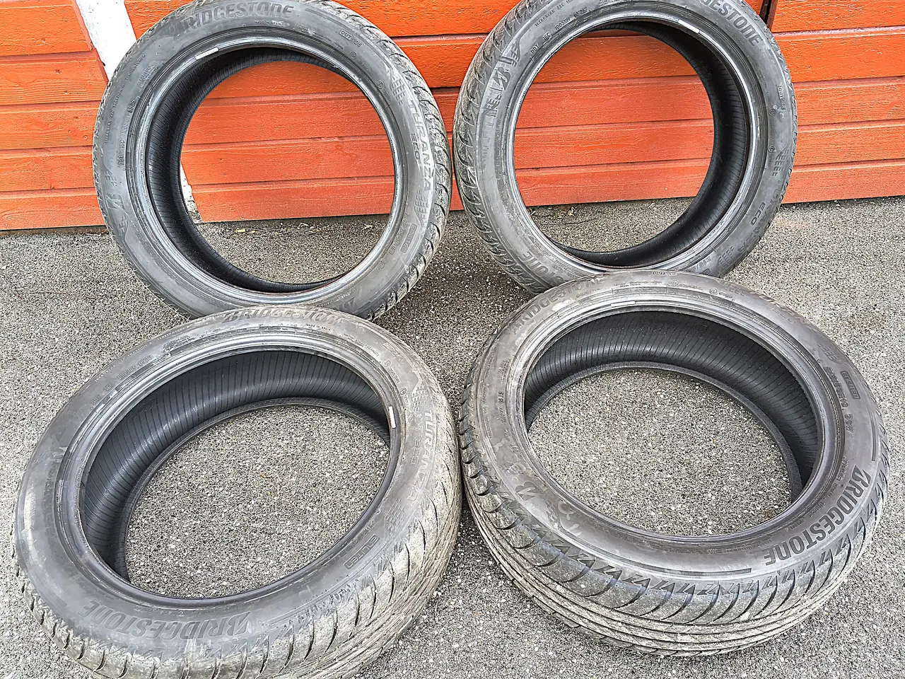 Billede 1 - 215/50 R18 sommerdæk
