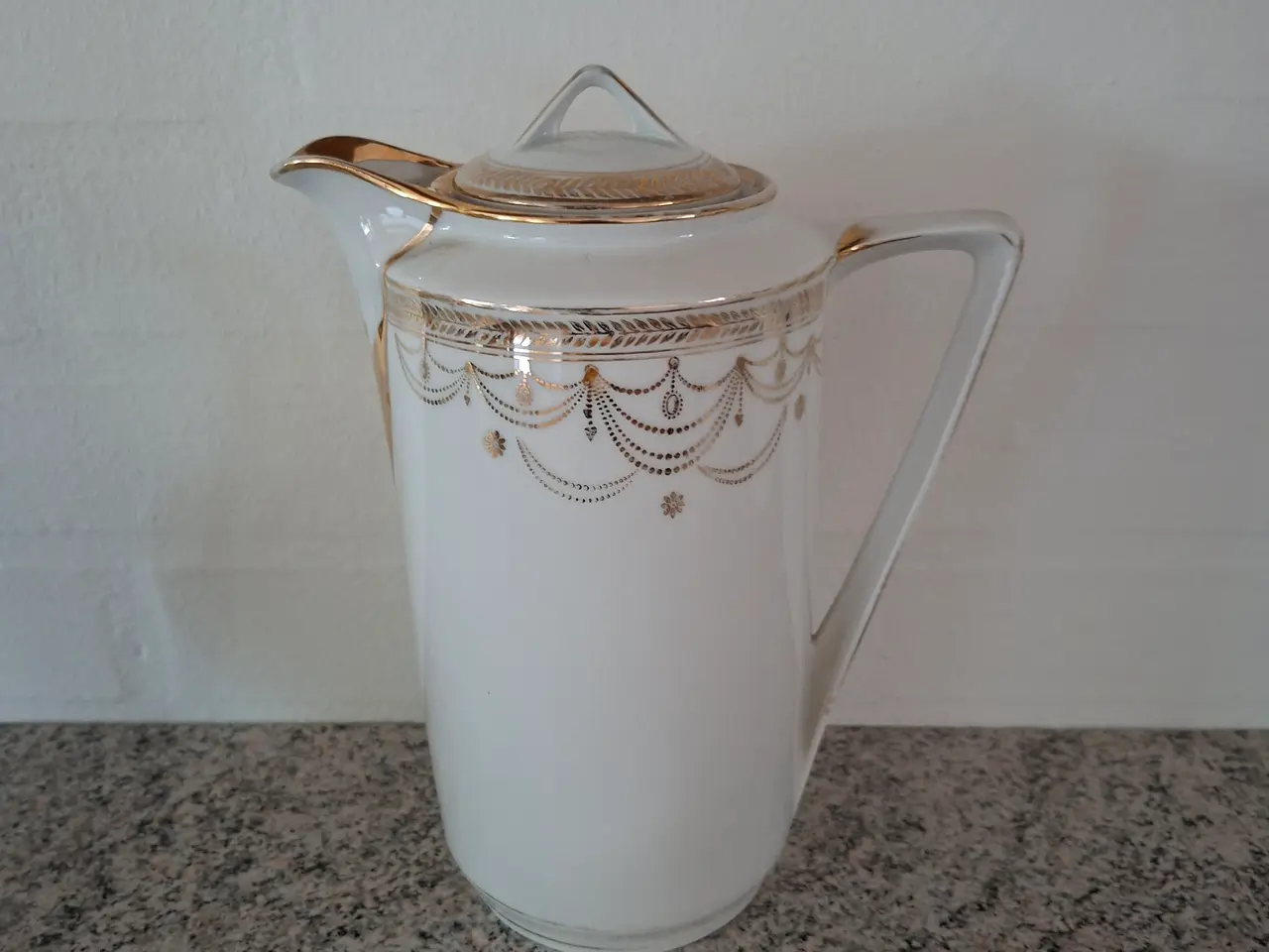 Billede 1 - Flot gammel kaffekande, Altrohlau, Ernst, guldkant