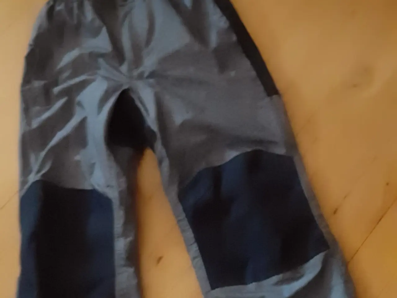 Billede 4 - Buks: Regn/vindtæt-Everest- drenge buks. Str: 140