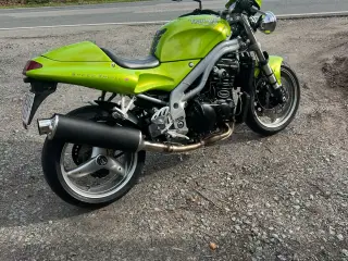 Triumph speed triple