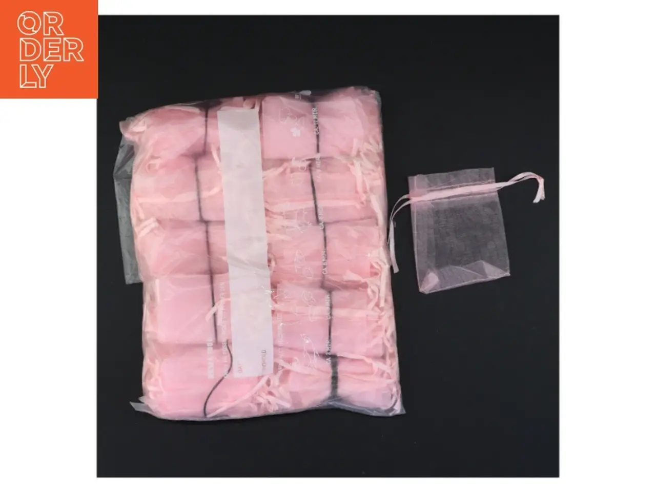 Billede 1 - 100 Små rosa smykkeposer eller risposer i chiffon (str. 8,5 x 6,5 cm)