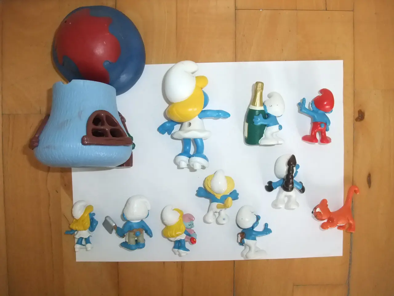 Billede 5 - Smølfe Figurer+Hus