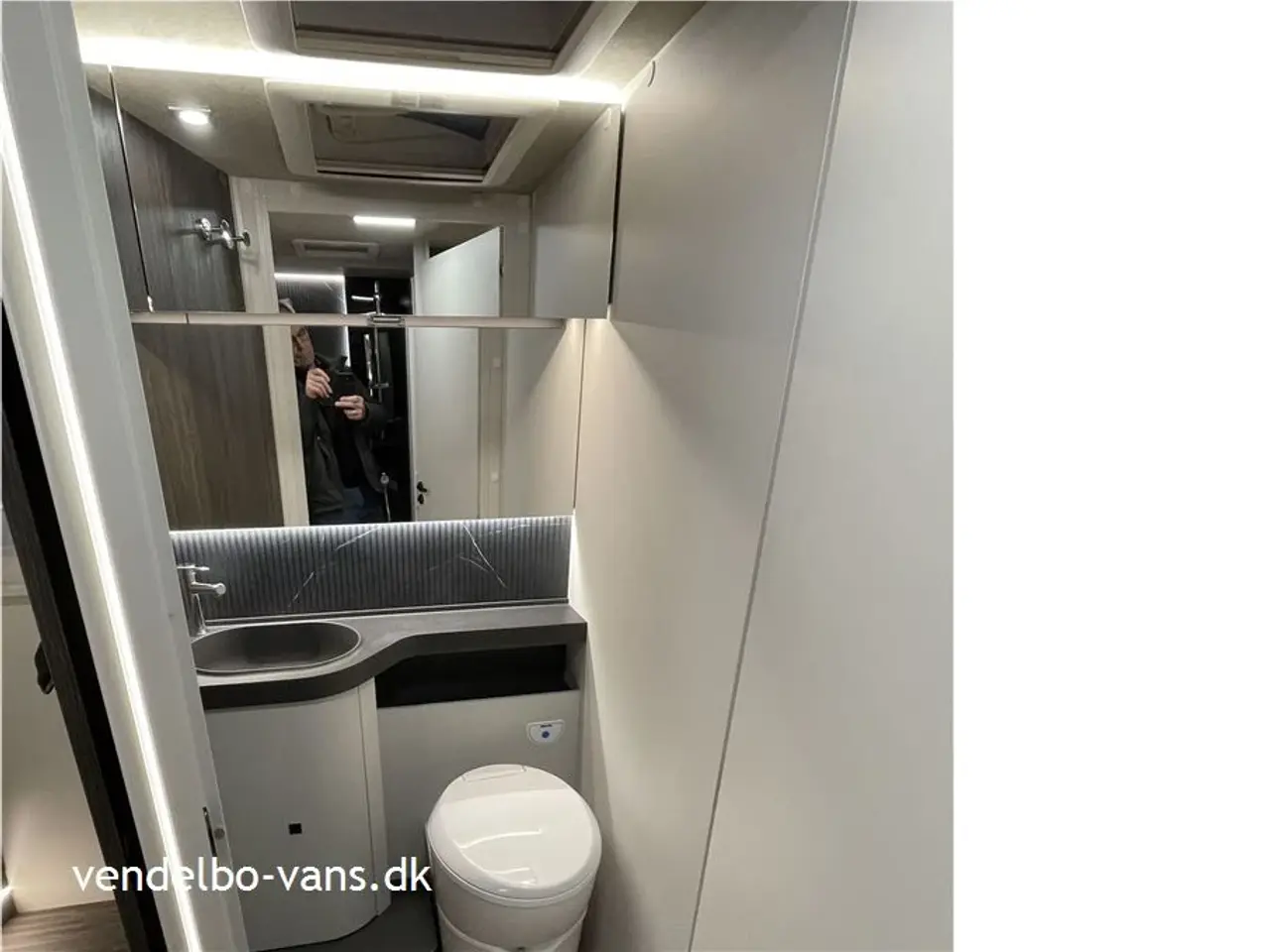 Billede 11 - 2026 - Mobilvetta KEA I 90   180 HK - a