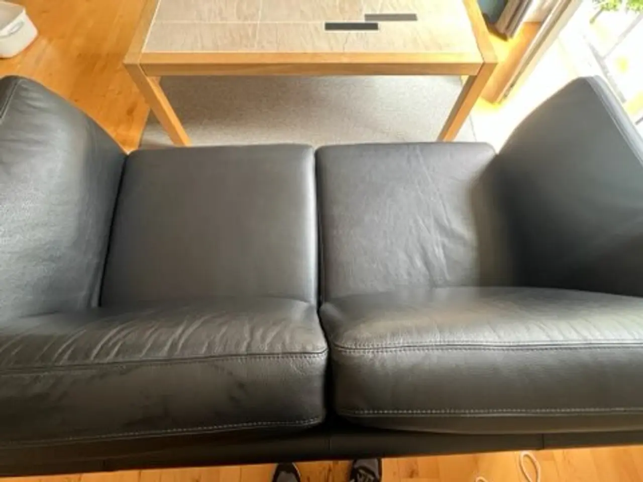 Billede 5 - Skalma Classicline 2 pers. sofa i sort okselæder