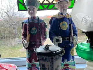Kinesiske porcelænsfigurer