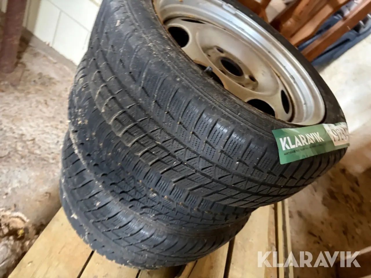Billede 2 - Dæk Falken med fælge til smart 4 styk