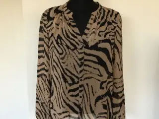 Ny -PULZ Bluse / Skjorte. str. XL