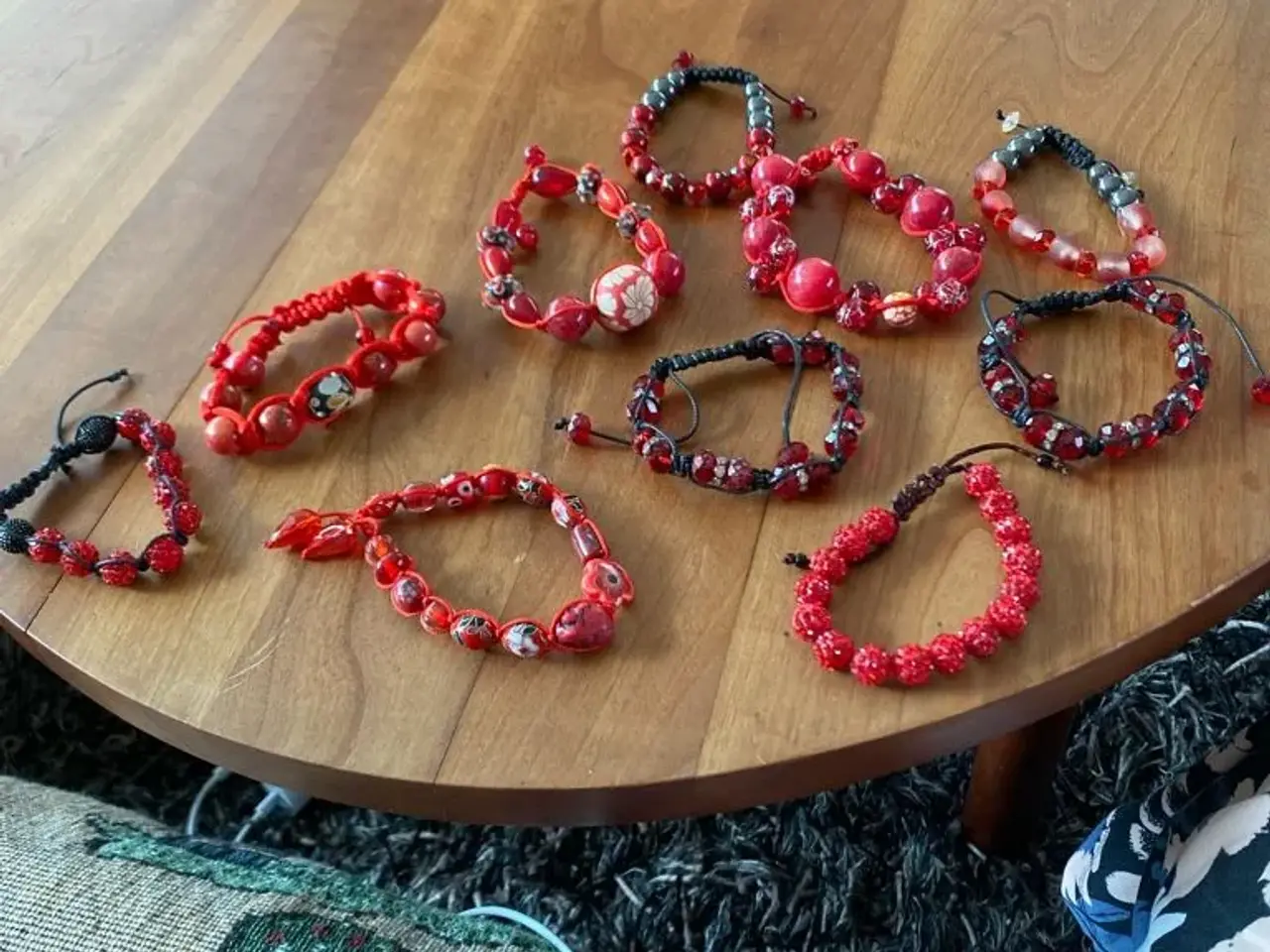 Billede 1 - Nye knyttede armbånd