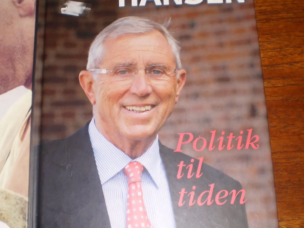 Billede 3 - 4 stk. bøger kan afhentes for kr. 45