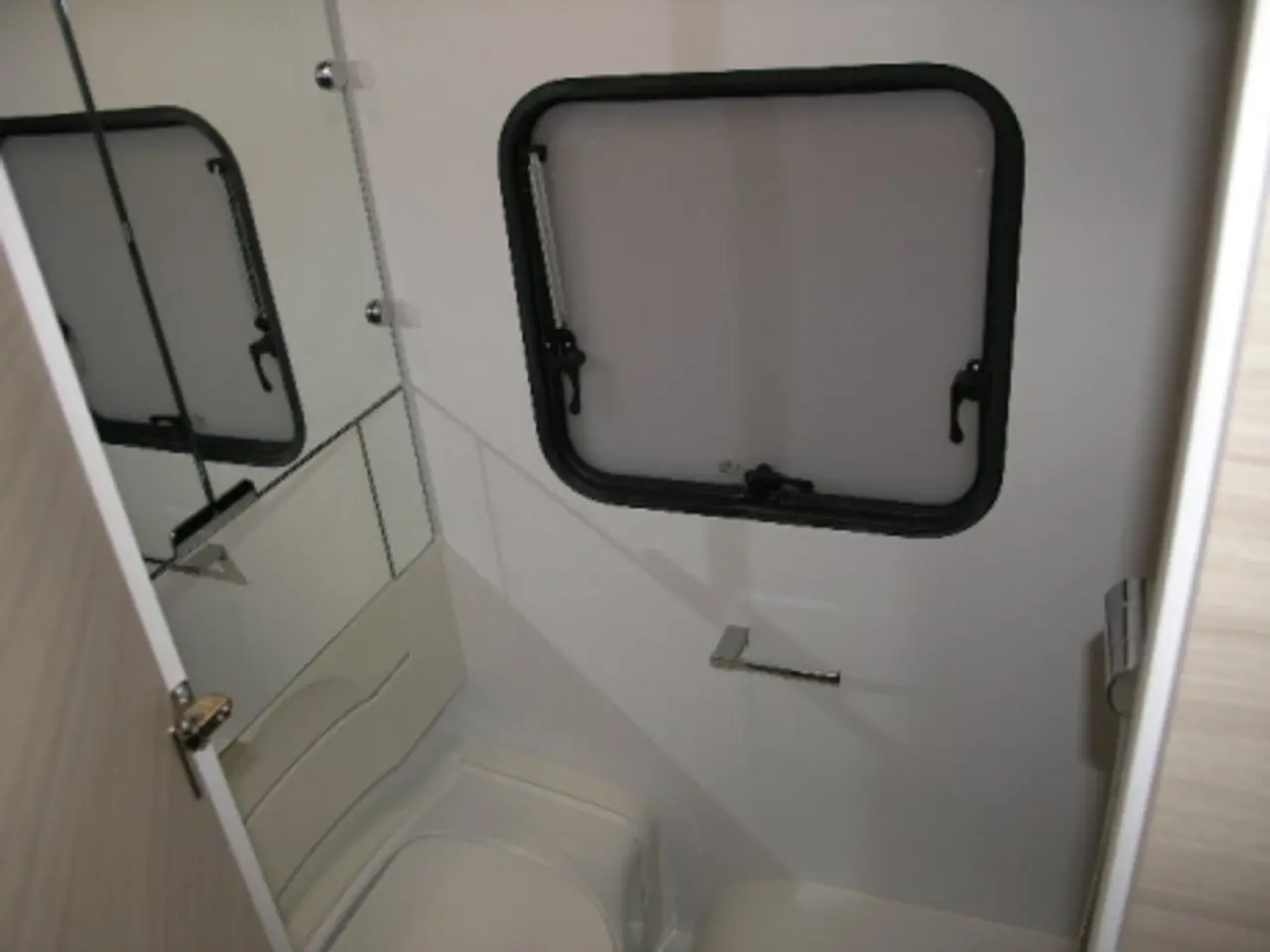 Billede 10 - Adria Altea 502 UL