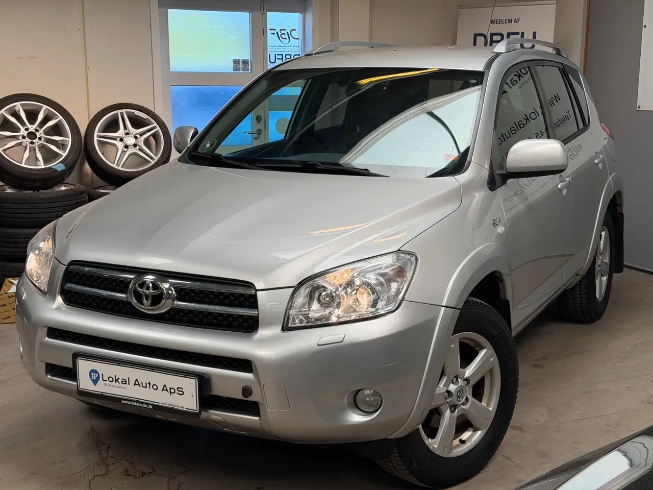 Billede 2 - Toyota RAV4 2,2 D-CAT 177 Van