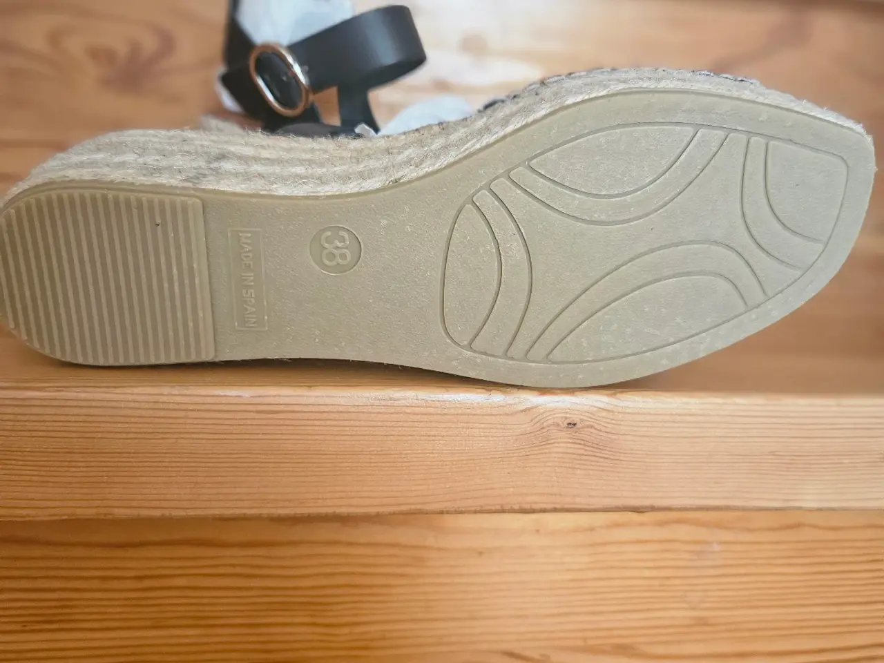 Billede 6 - UBRUGTE SANDALER