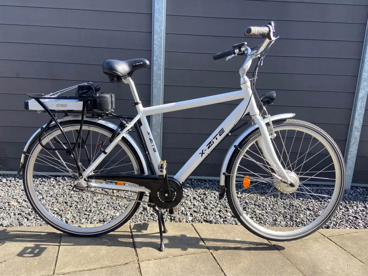 Billede 1 - X-Zite. 28" hjul, 7 gear, 53cm. stel