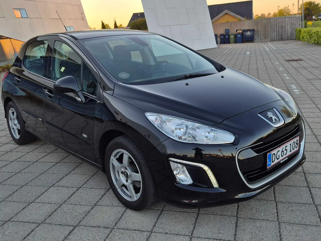 Billede 4 - Peugeot 308 pæn og velholdt økonomisk partikelfilt