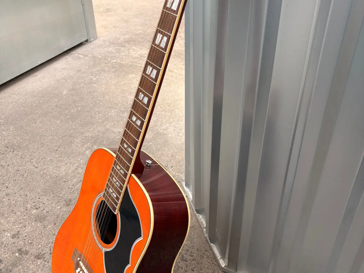 Billede 2 - 12 strenget halv akustisk guitar