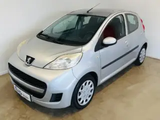 Peugeot 107 med 5 døre