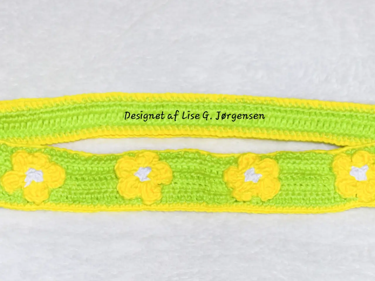 Billede 1 - Håndlavet hundehalsbånd med blomster