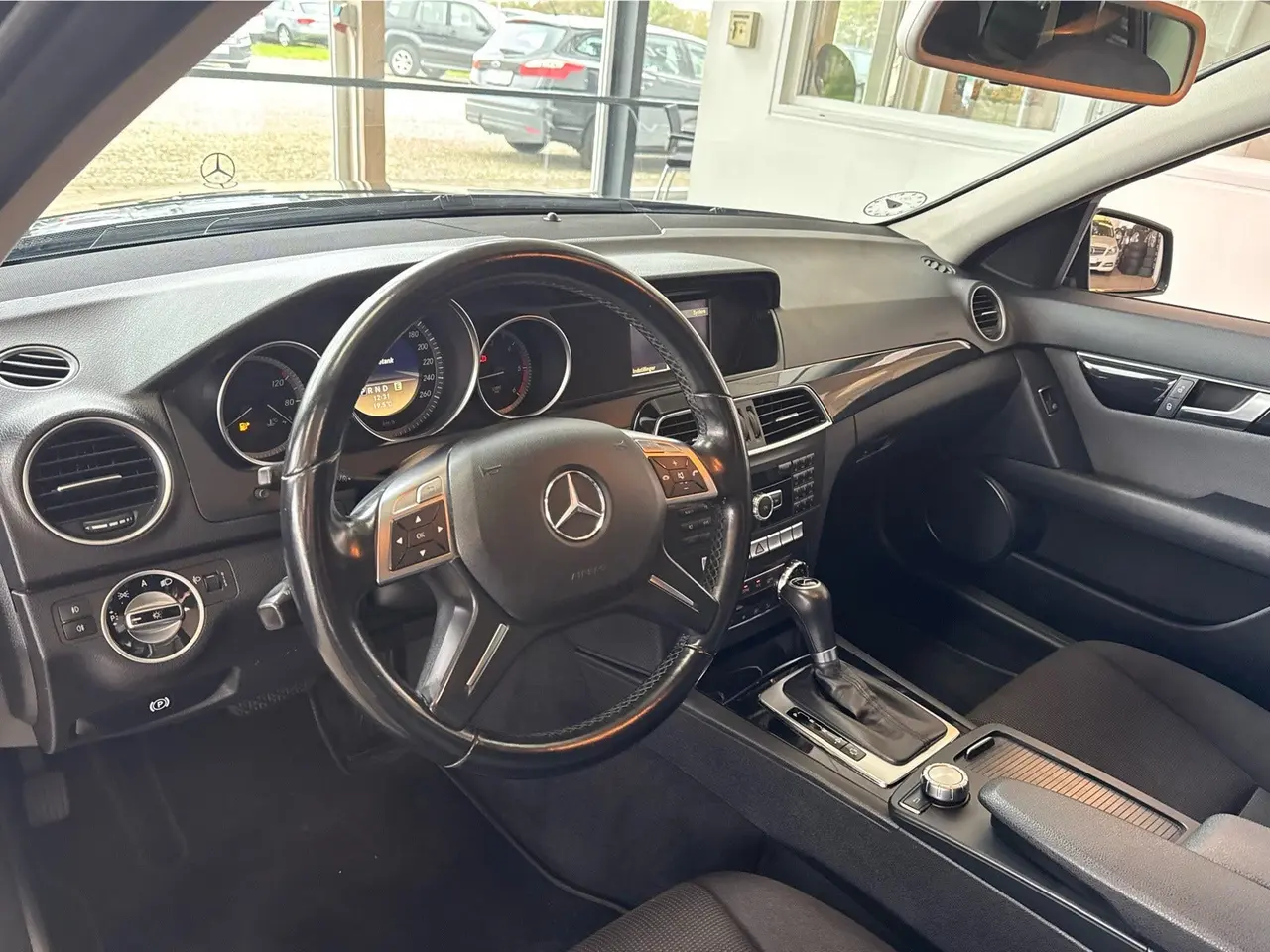 Billede 12 - Mercedes C220 2,2 CDi Elegance stc. aut. BE