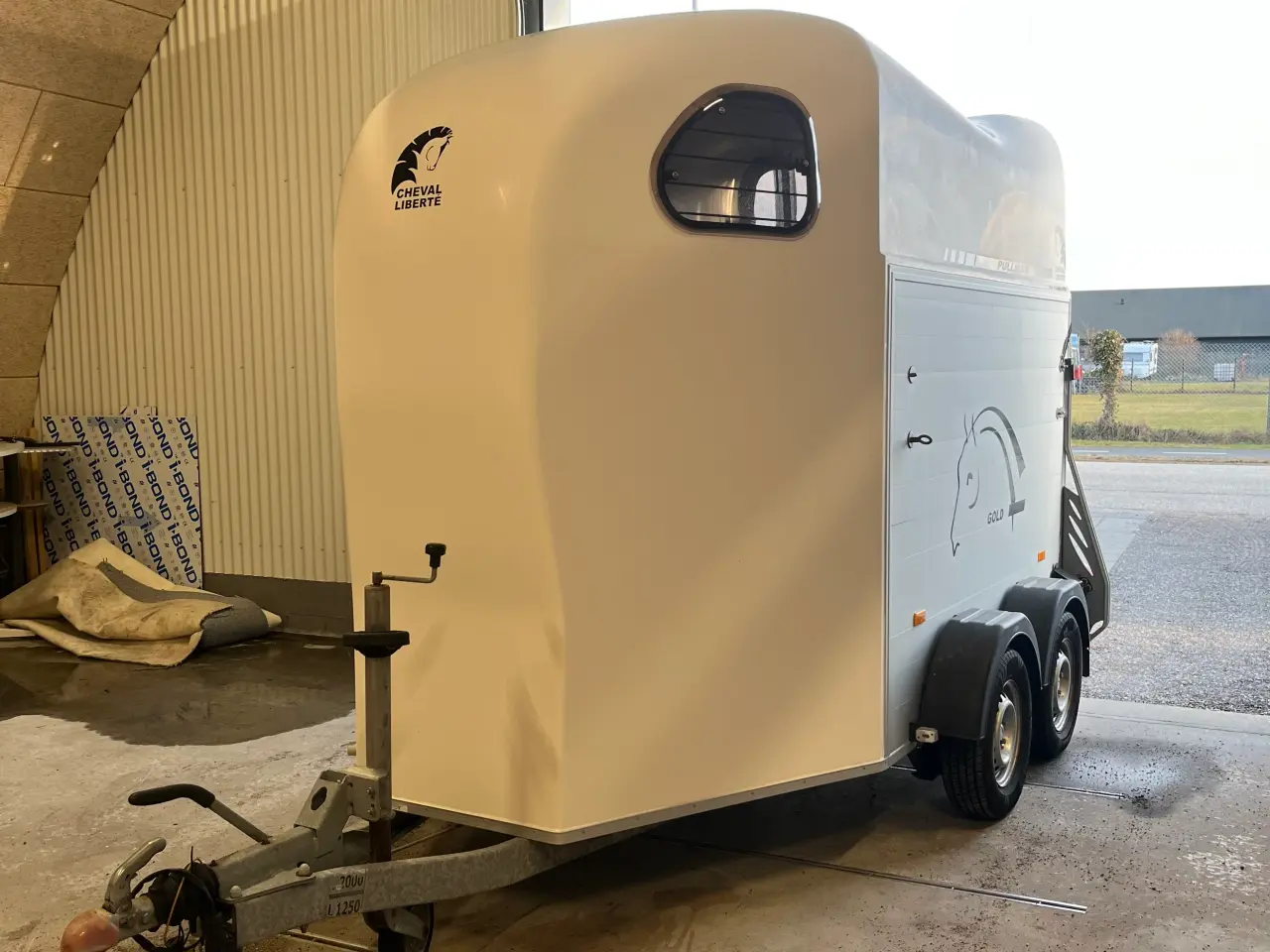 Billede 1 - CHEVAL LIBERTE GOLD ALULINE P2 