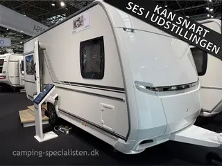 2027 - Fendt Apero 495 SFB Fendt Apero 495 SFb model 2027 kan ses oktober hos Camping-Specialisten.dk