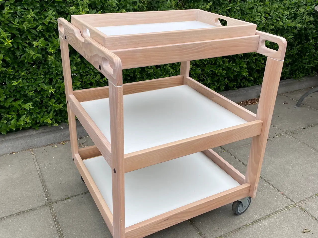 Billede 2 - Bakkebord fra KREA