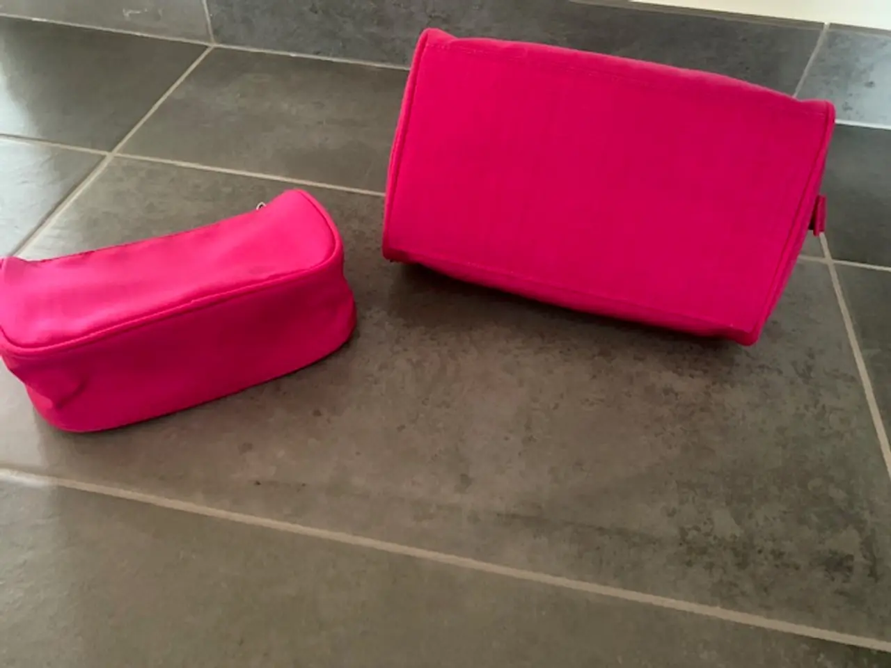 Billede 5 - Toilettaske + kosmetikpung IKEA FAMILY - ubrugt/ny