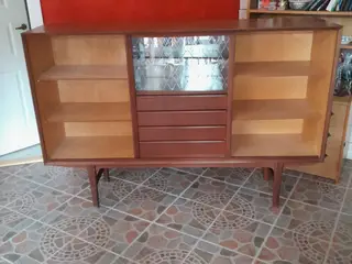 Dækketøjsskab Teak