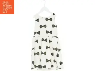 Kjole fra H&M (str. 116 cm)