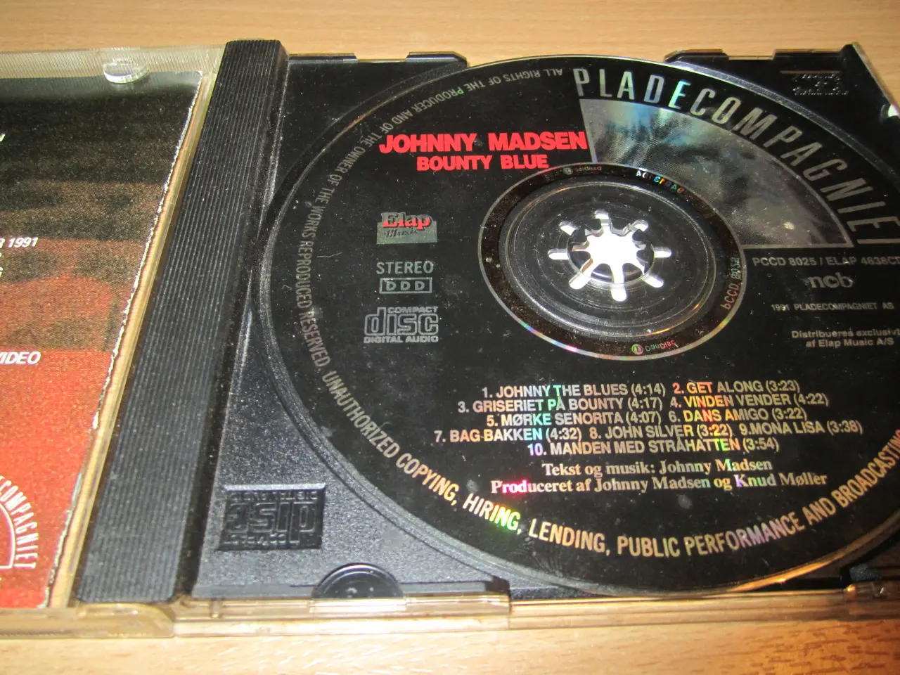 Billede 1 - BYD. JOHNNY MADSEN. BOUNTY BLUE.