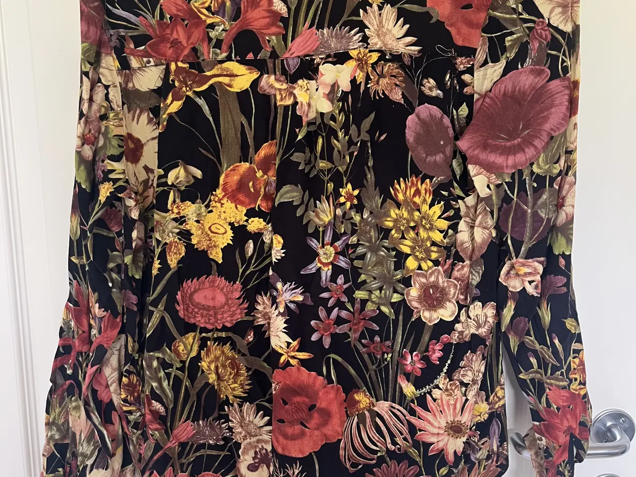 Billede 2 - Blomstret bluse fra ChaCha