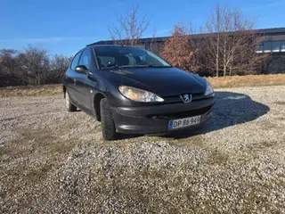 Peugeot 206 1.4 benzin