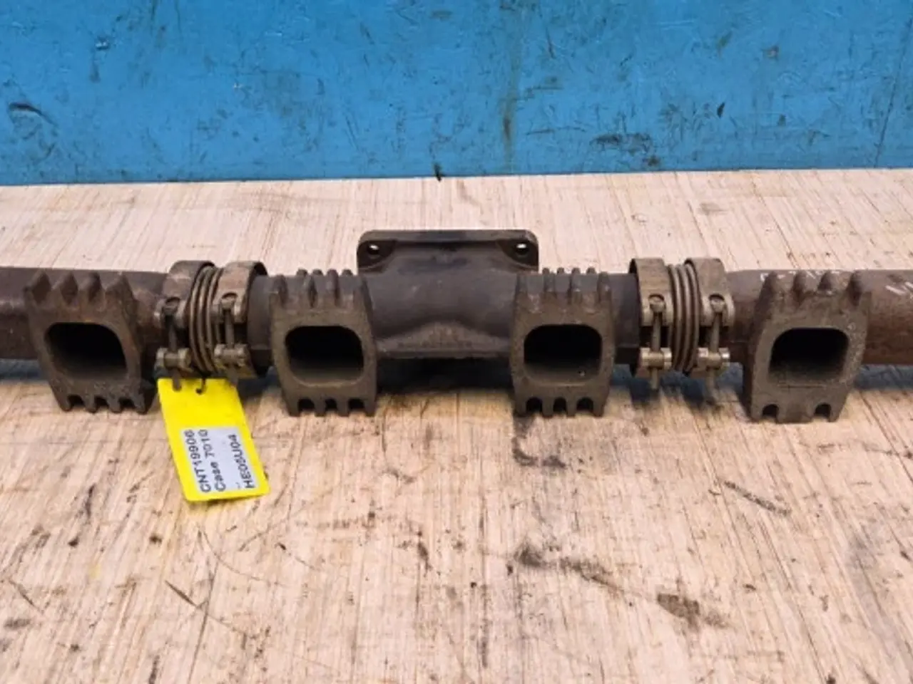Billede 8 - Case 9010 Udstødningsmanifold 504046508