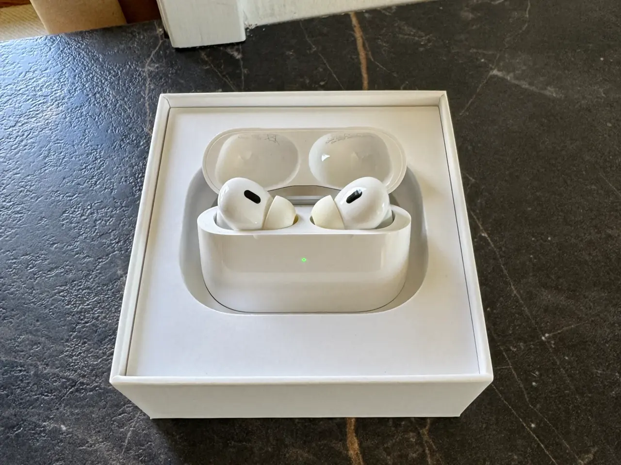 Billede 2 - Apple AirPods Pro 2. generation med USB-C