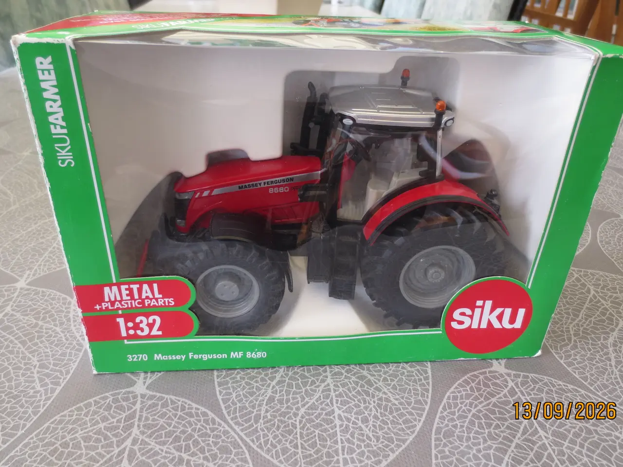 Billede 1 - 1 stk Ny Modeltraktor Massey Ferguson 8680 Dyna VT
