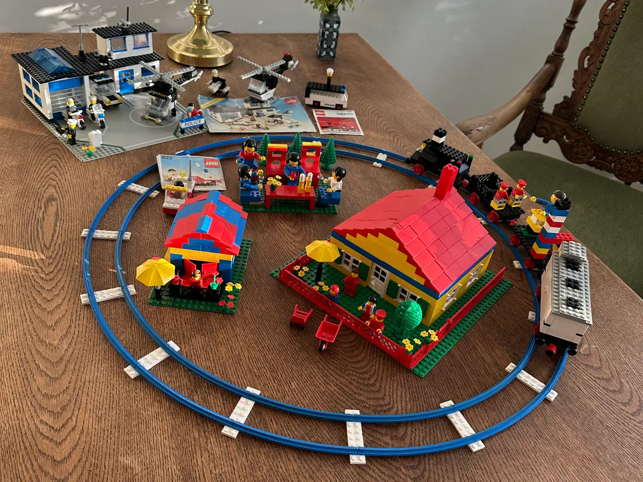 Billede 1 - Originale ældre LEGO byggesæt  m.m. til salg.