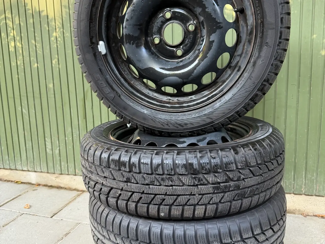 Billede 2 - 15” 4x100 Originale Stålfælge med nye vinterdæk