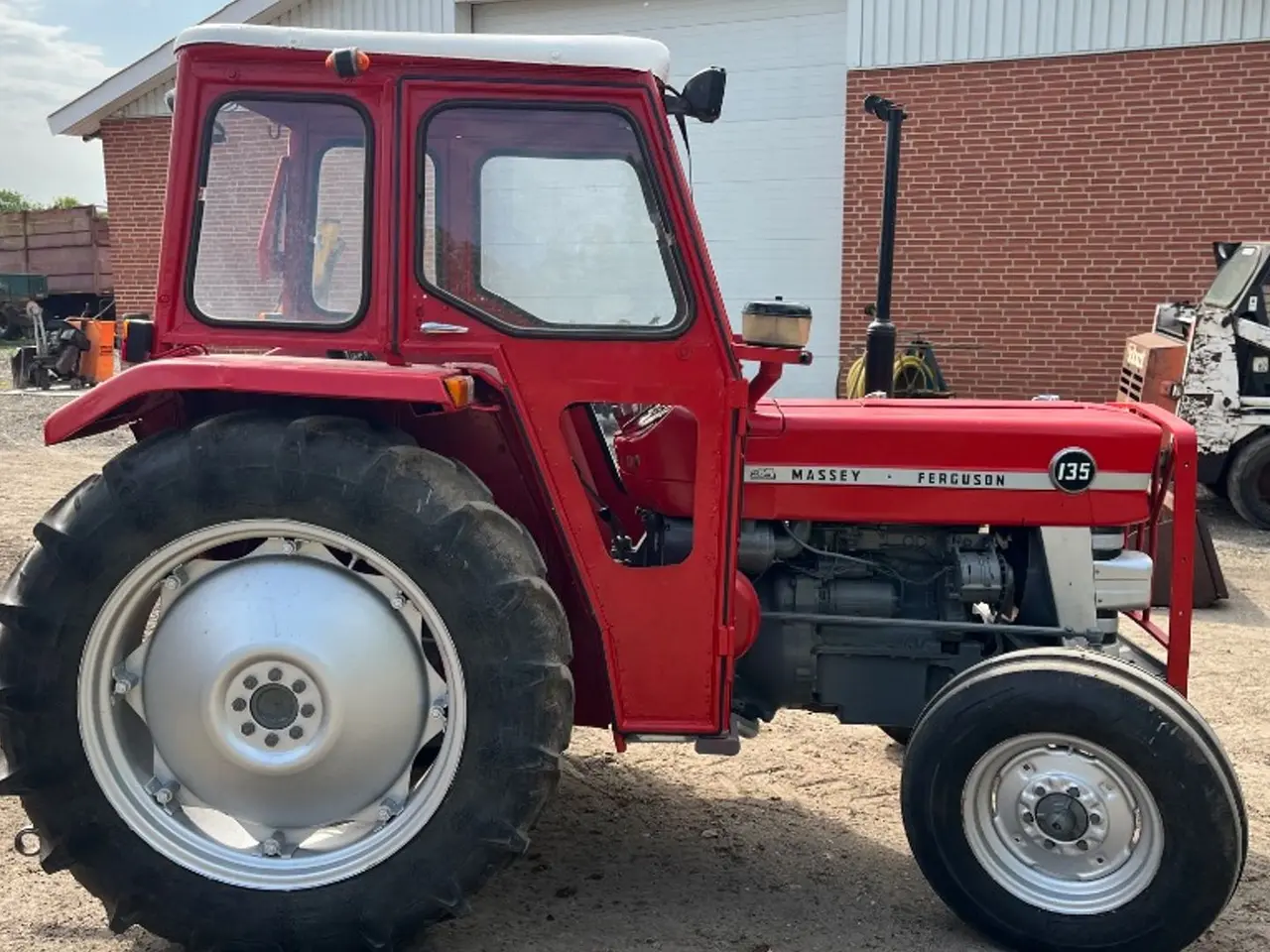 Billede 4 - Massey Ferguson 135 UOPLYST / Traktor
