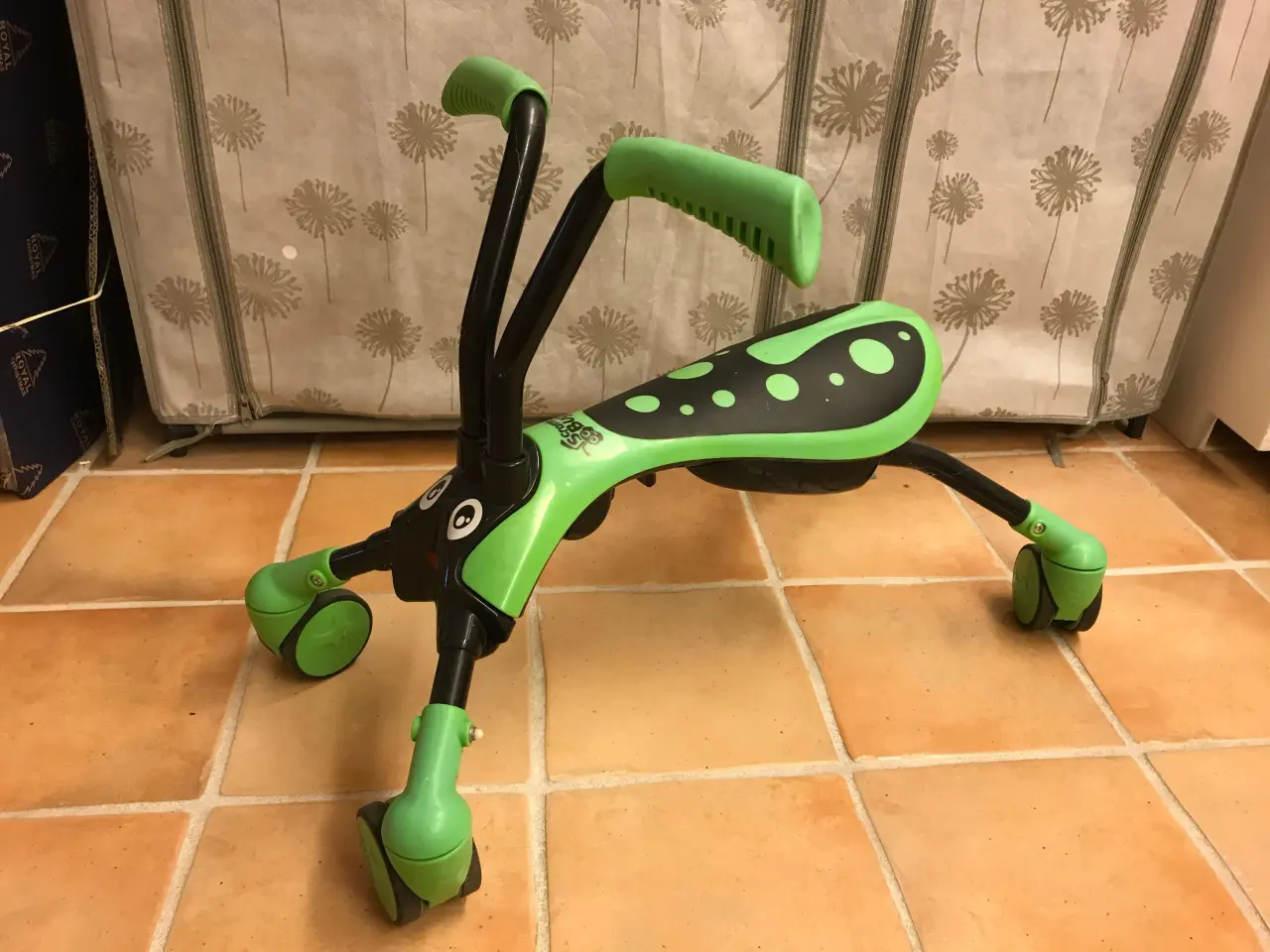Billede 1 - Gåvogn - løbecykel - Scuttle/Scramble bug