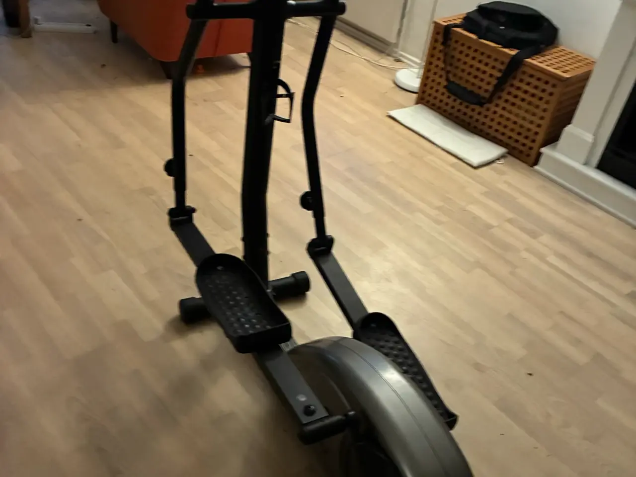 Billede 3 - Crossfit trainer sælges.