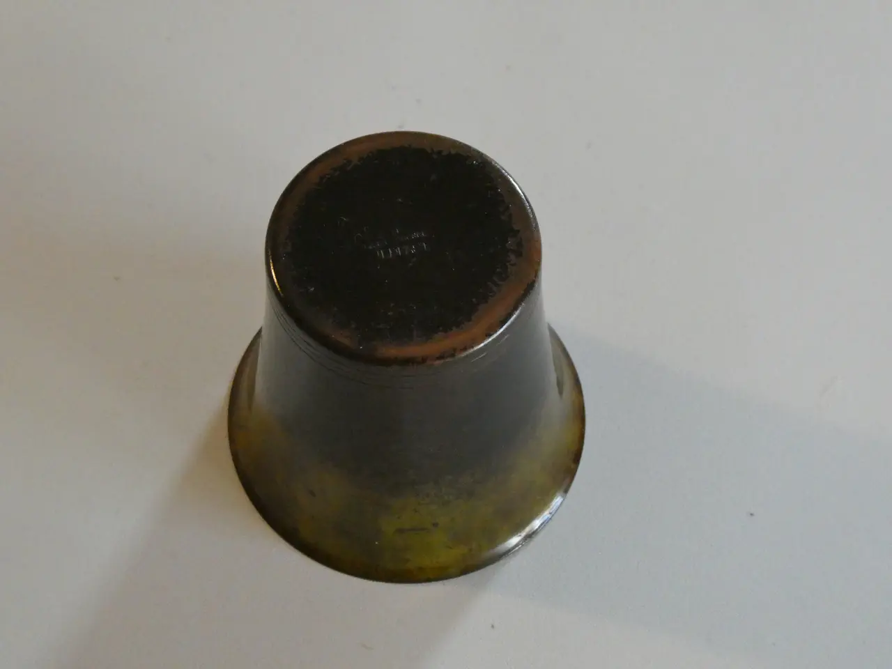 Billede 3 - Broncebæger, 8 cm.