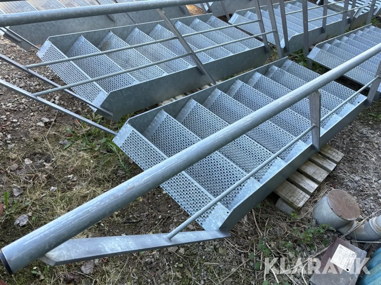 Billede 6 - Ståltrapper og gangbro galvaniseret med 1 gangbro 5 trapper