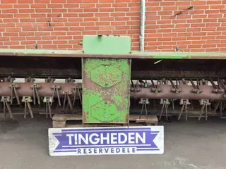 Krone Big M 420 Skårlægger
