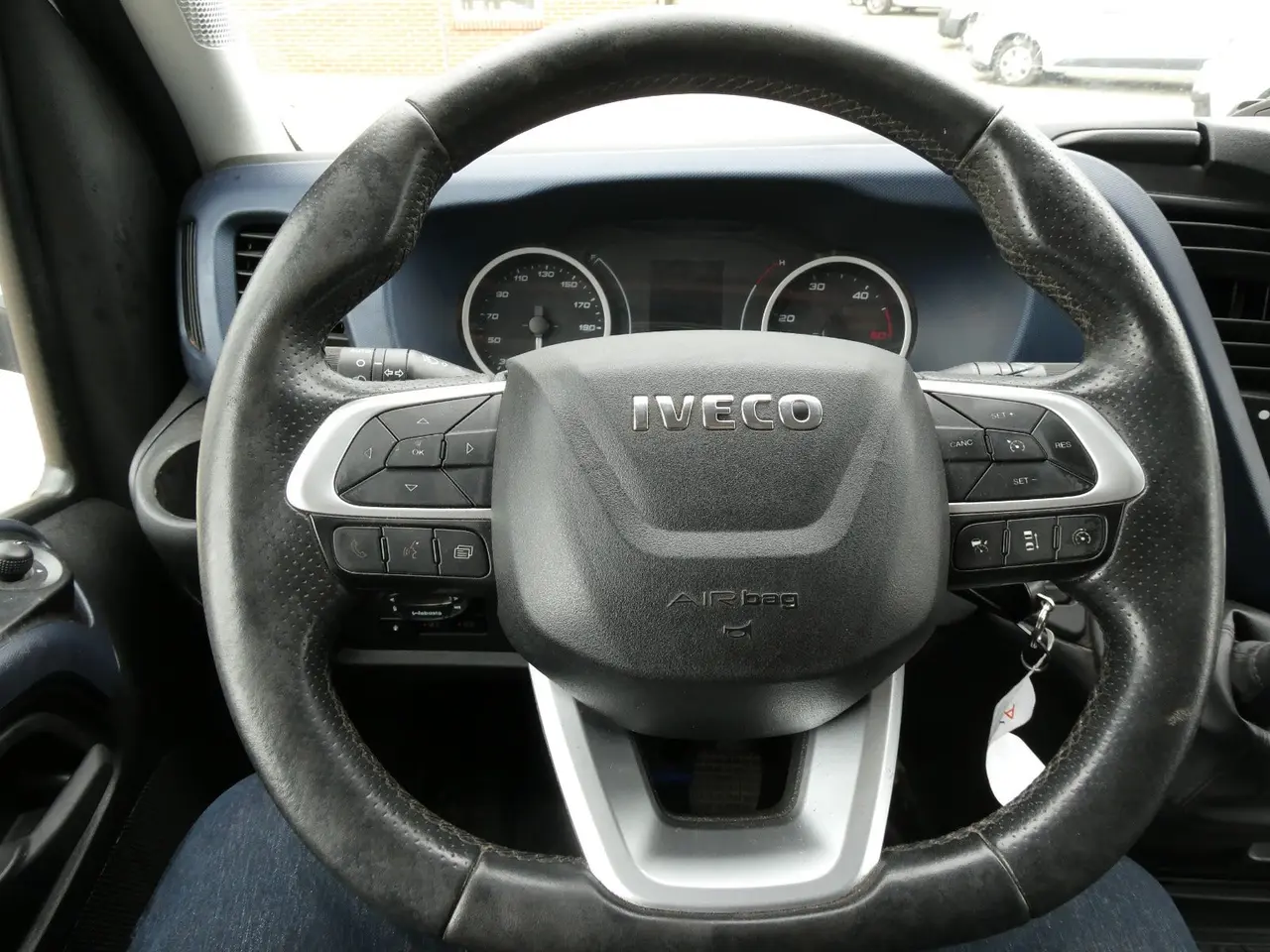 Billede 8 - Iveco Daily 2,3 35S16 Alukasse m/lift AG8