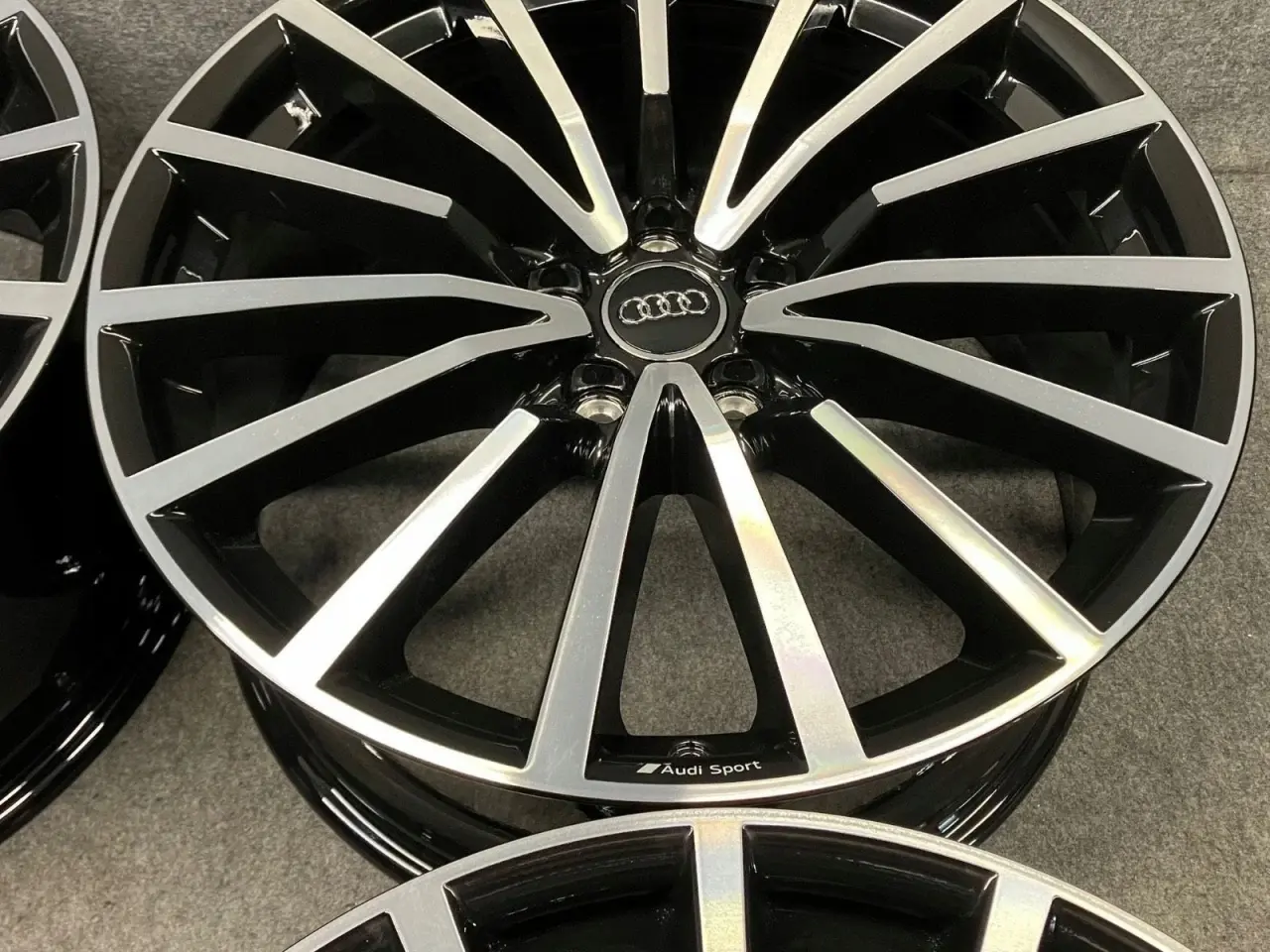Billede 4 - ALUFÆLGE AUDI A4 S4 8W0 19"