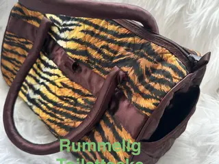 Rummelig Toilettaske