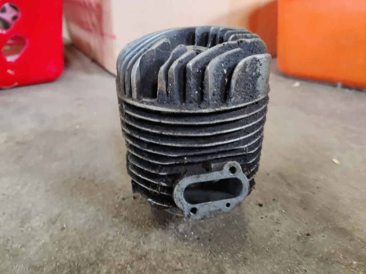 Billede 5 - Brugte cylindre til motorsave