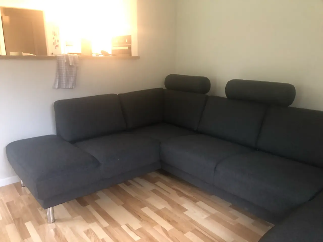 Billede 3 - Hjørnesofa i mørkegrå