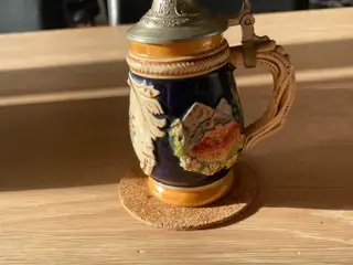 Ølkrus med låg