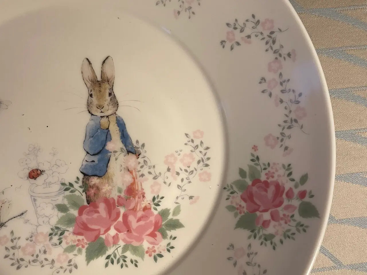 Billede 4 - FW & Co Yamaka Peter Rabbit tallerkner 2019